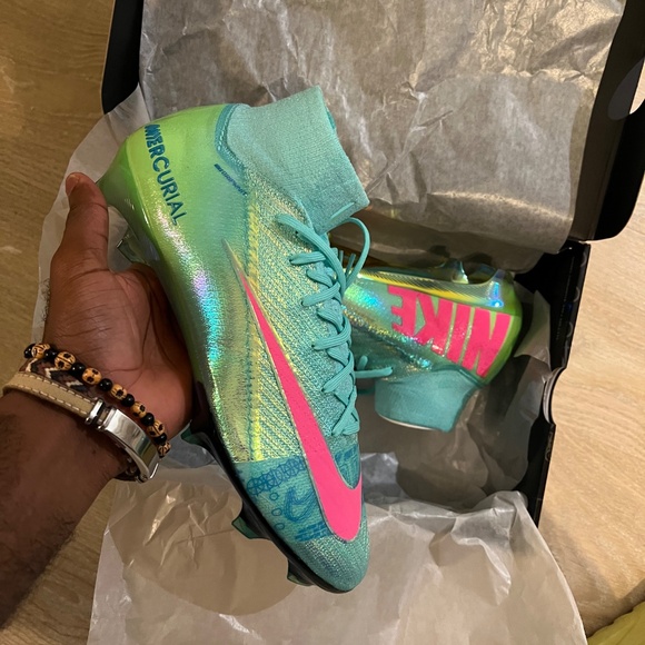 Mercurial Superfly 10 FG - Picture 2 of 9